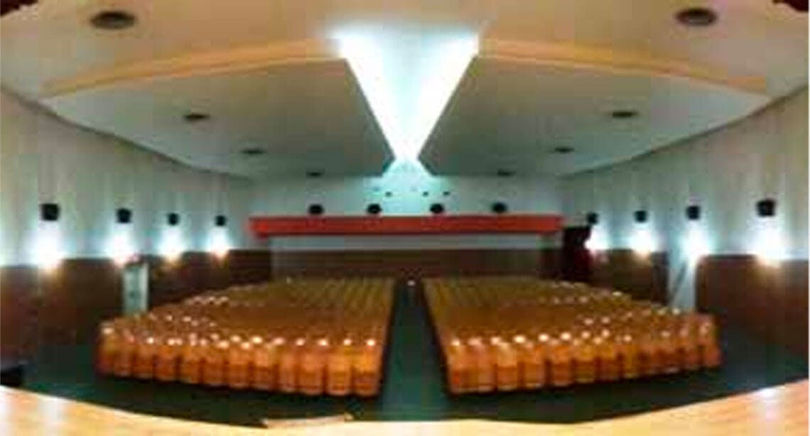 Ristrutturazione Cinema Teatro Jolly nel 2013